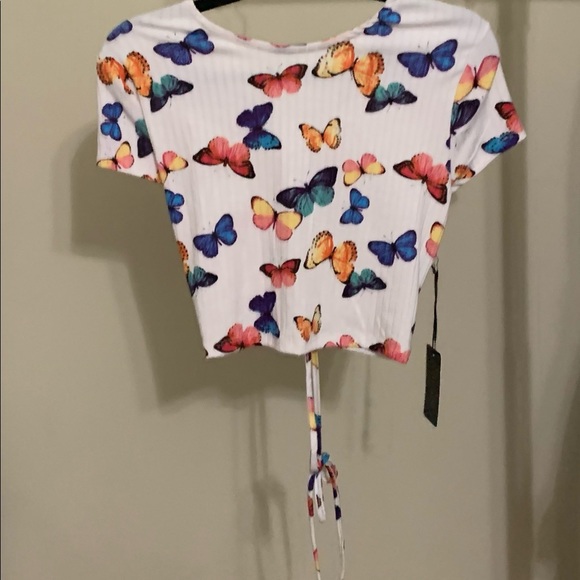 butterflies the back is open - Picture 1 of 4